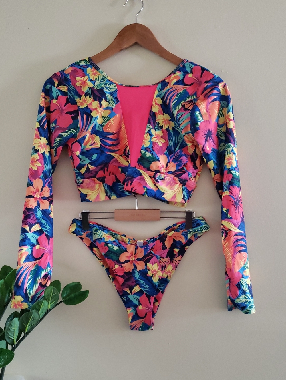 Unbranded Tropical Print LS Open Back Rashguard W/Matching Bikini - M